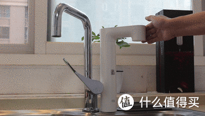 高纯度、大流量，小米即热净水器Q600实现25℃-95℃的热净水随心喝