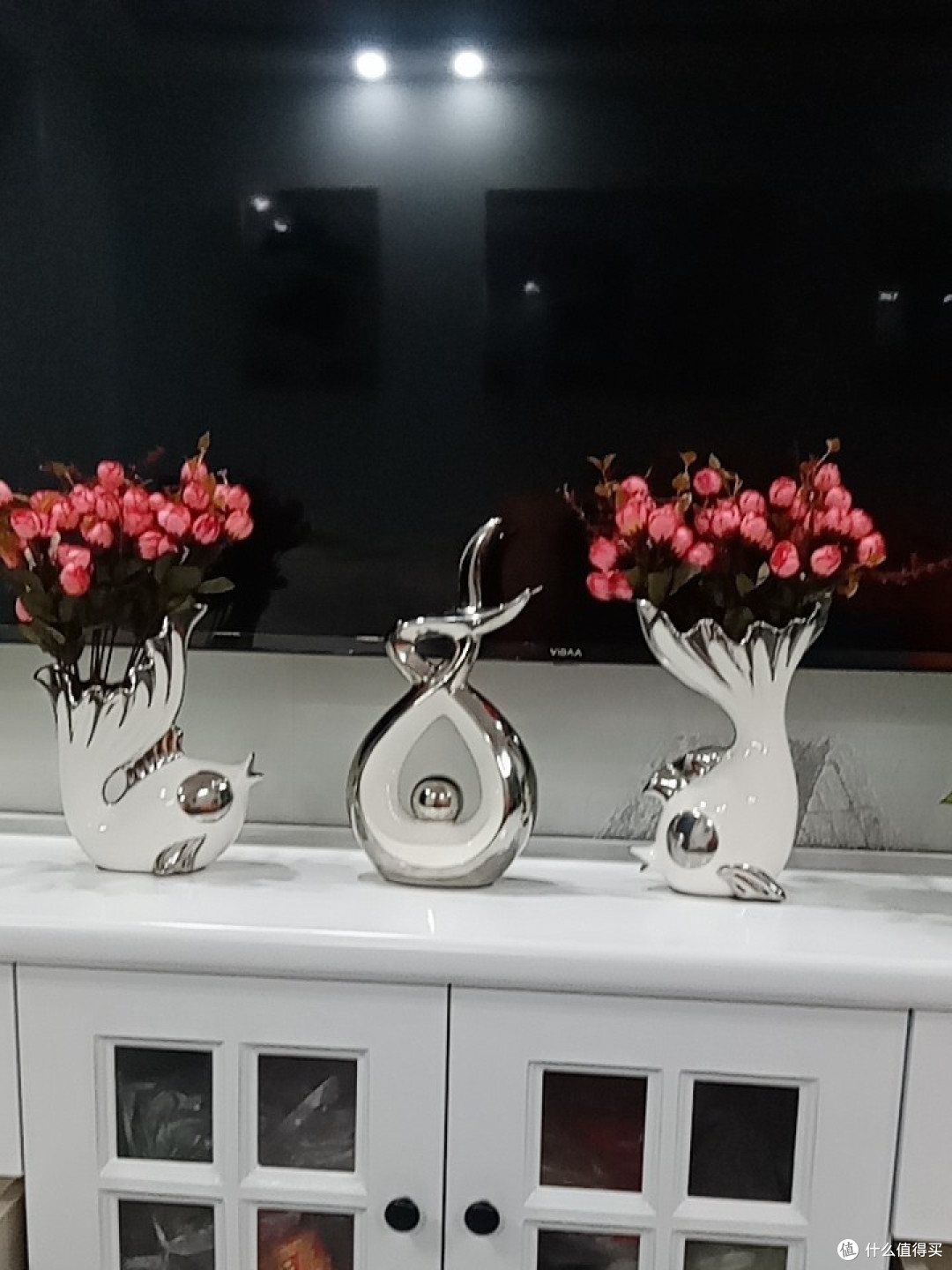 现代轻奢质感电视柜装饰