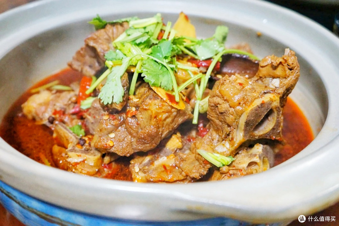 羊肉最好吃的10个顶级做法,河南羊肉烩面特鲜香,新疆烤羊肉够豪气
