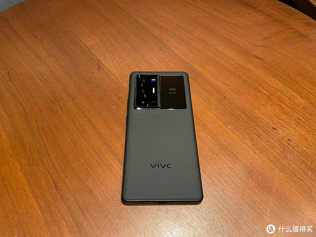 KOL都说是影像旗舰的VIVO X70Pro+ 开箱VS iQOO 8Pro大量样张