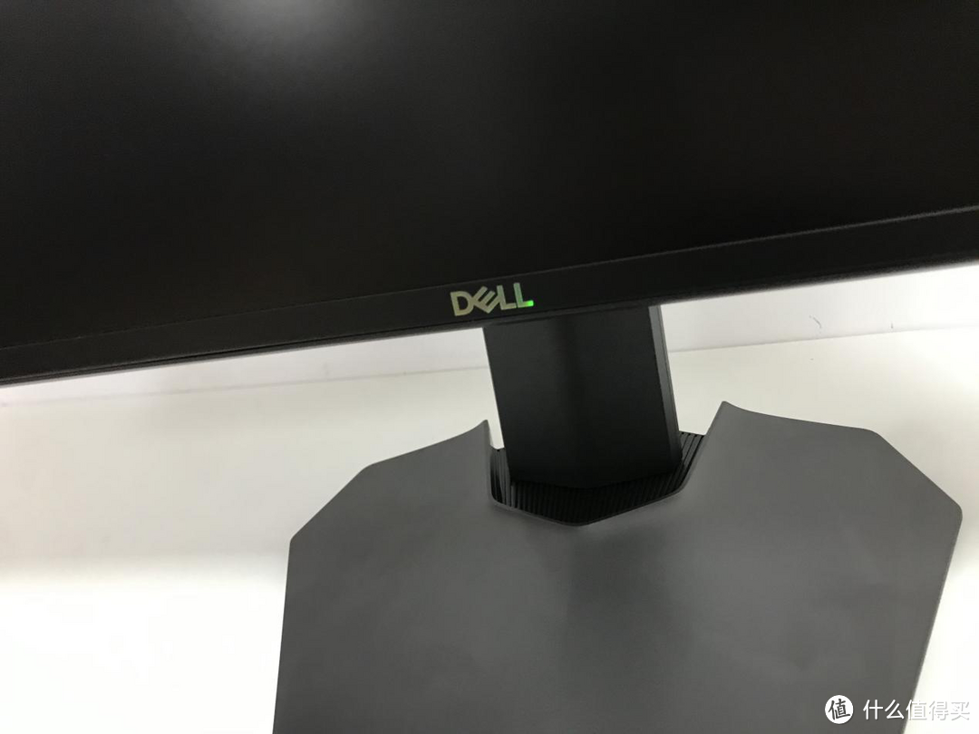 一款240Hz 1ms灰阶响应的IPS电竞显示器Dell S2522HG！(电竞设备推荐)