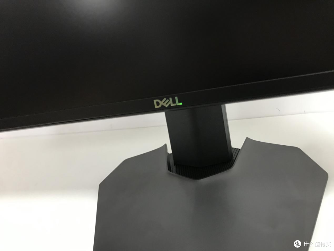 一款240Hz 1ms灰阶响应的IPS电竞显示器Dell S2522HG!(电竞设备推荐)