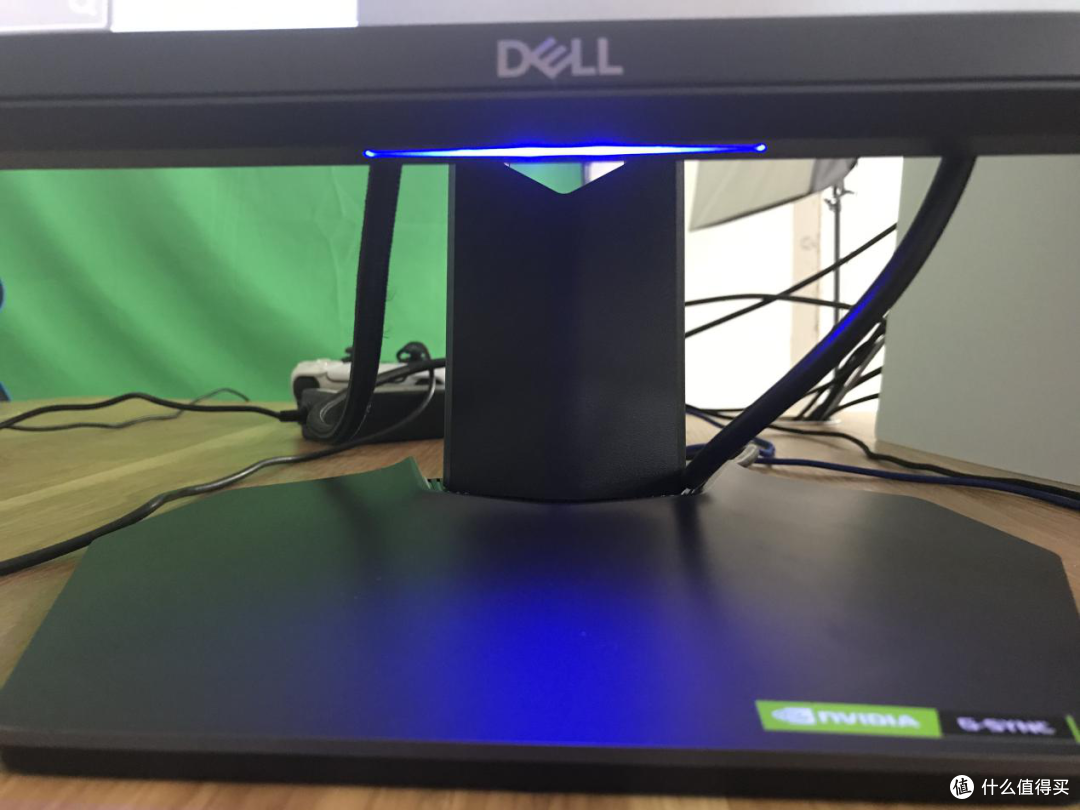 一款240Hz 1ms灰阶响应的IPS电竞显示器Dell S2522HG!(电竞设备推荐)