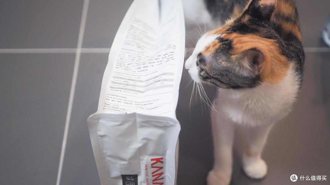 六月厨房:猫粮吃的很快,第二次下单购买嘉蓝全价猫粮晒单