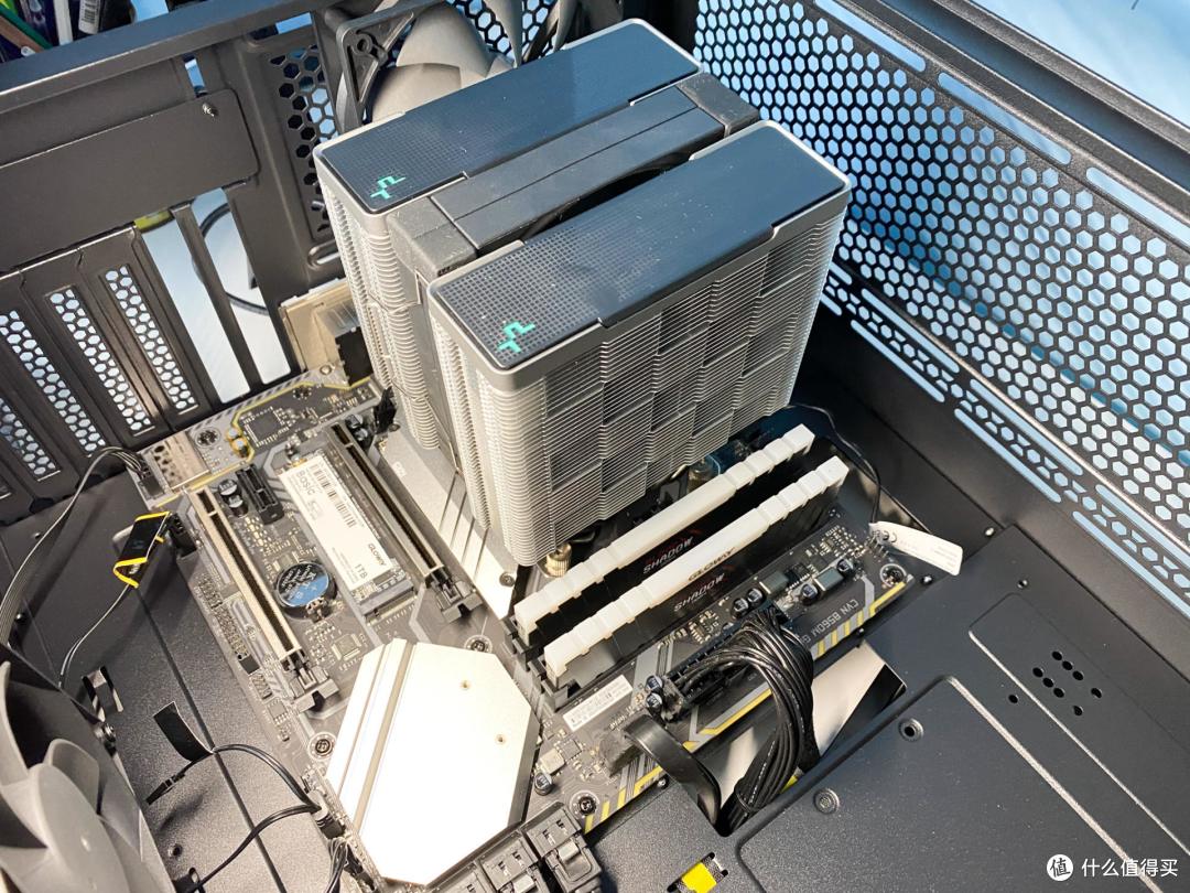 为12代做准备！九州风神新品风冷散热器AK620实测温度，专利加持