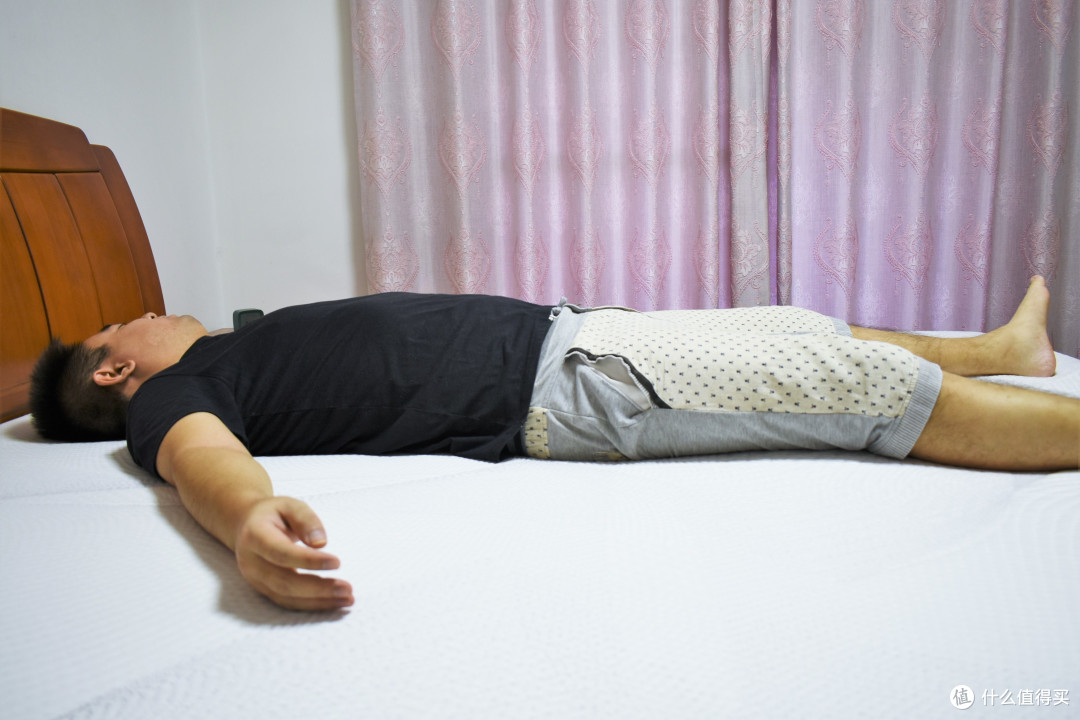 睡眠不好?那是没选对床垫,图屹记忆棉弹簧床垫,满足我想睡在“云端”的愿望