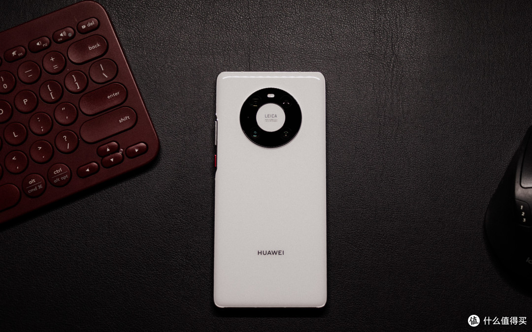 加价买的可能不仅是手机更是鸿蒙系统这块敲门这是华为mate40pro体验