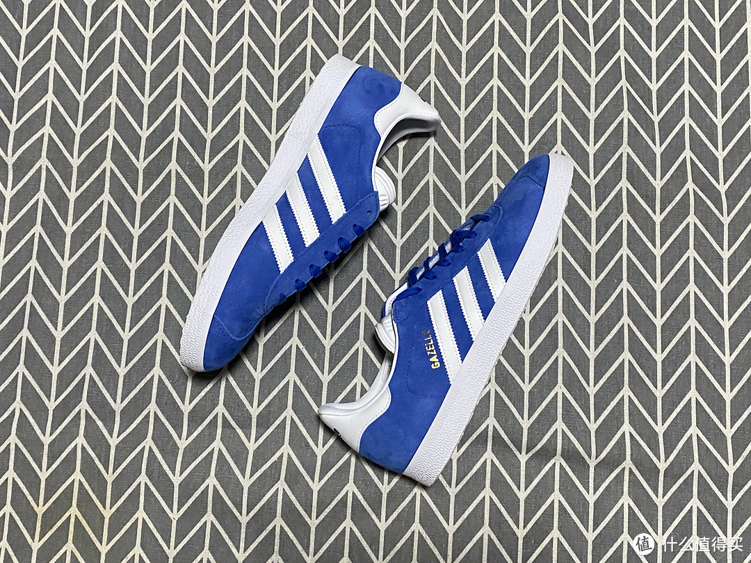 adidas三叶草经典款GAZELLE