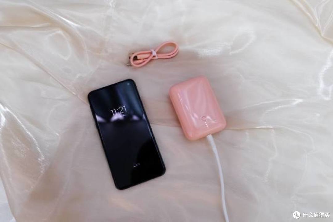 iPhone13还没到,充电宝却先到-移速Q10袖珍充电宝