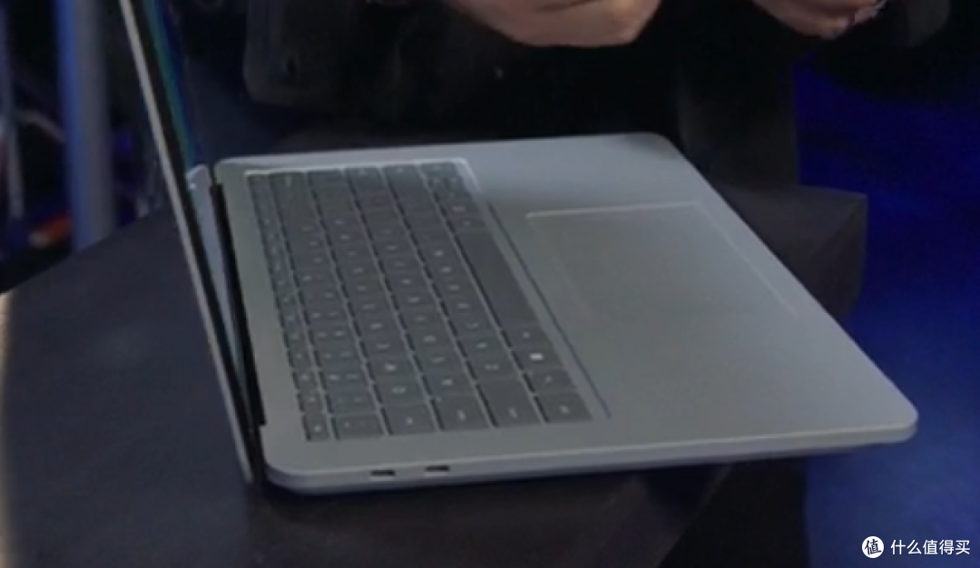 微软发布高端工作站 Surface Laptop Studio,配独显,独特变形、配高刷屏