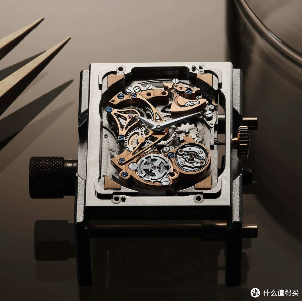 Reverso Tribute Minute Repeater翻转系列三问报时腕表 – 专业技艺