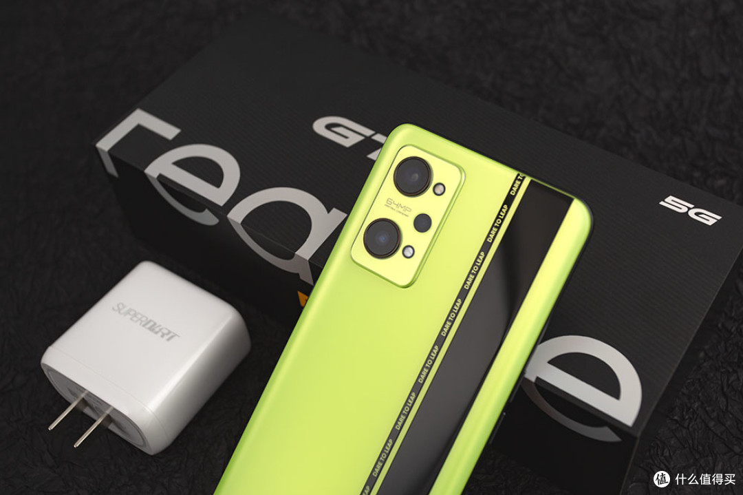 性能提升续航拉满realmegtneo2赏析