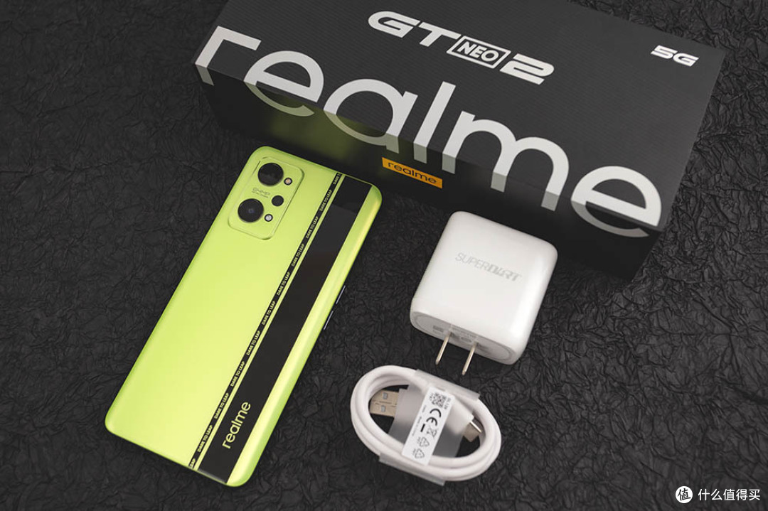 性能提升 续航拉满Realme GT Neo 2赏析