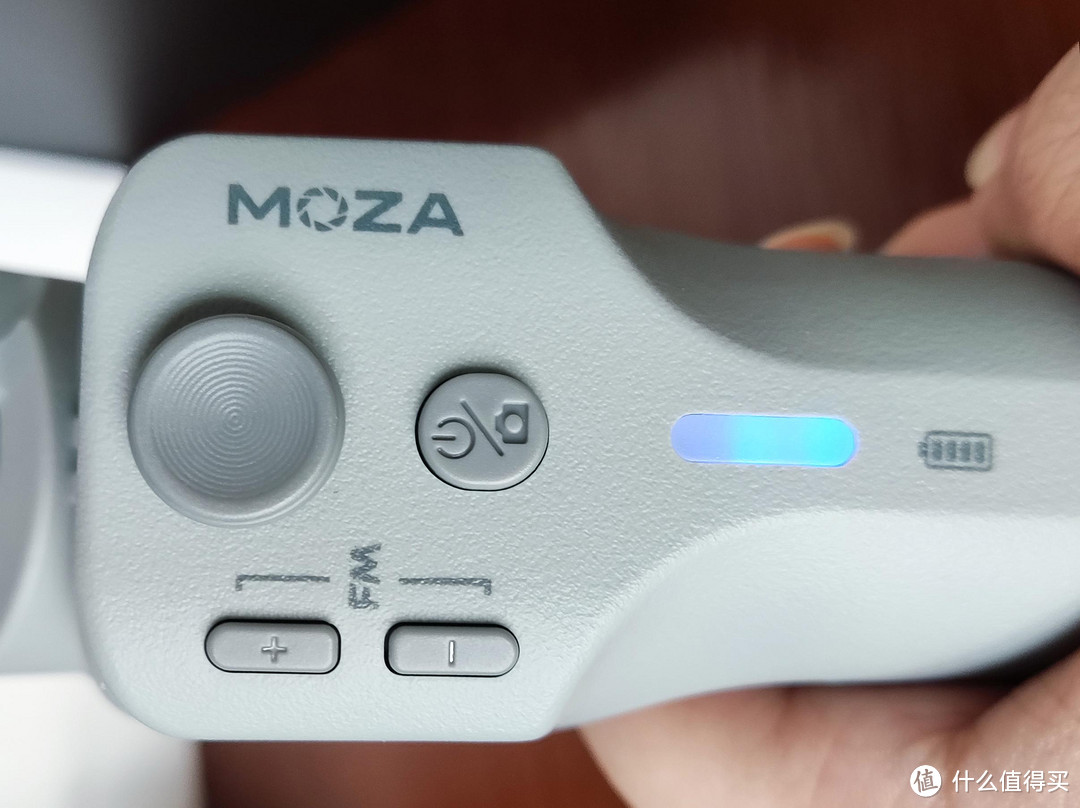 除了稳还是稳，抖动？不存在的——MOZA魔爪Mini MX2手机稳定器开箱