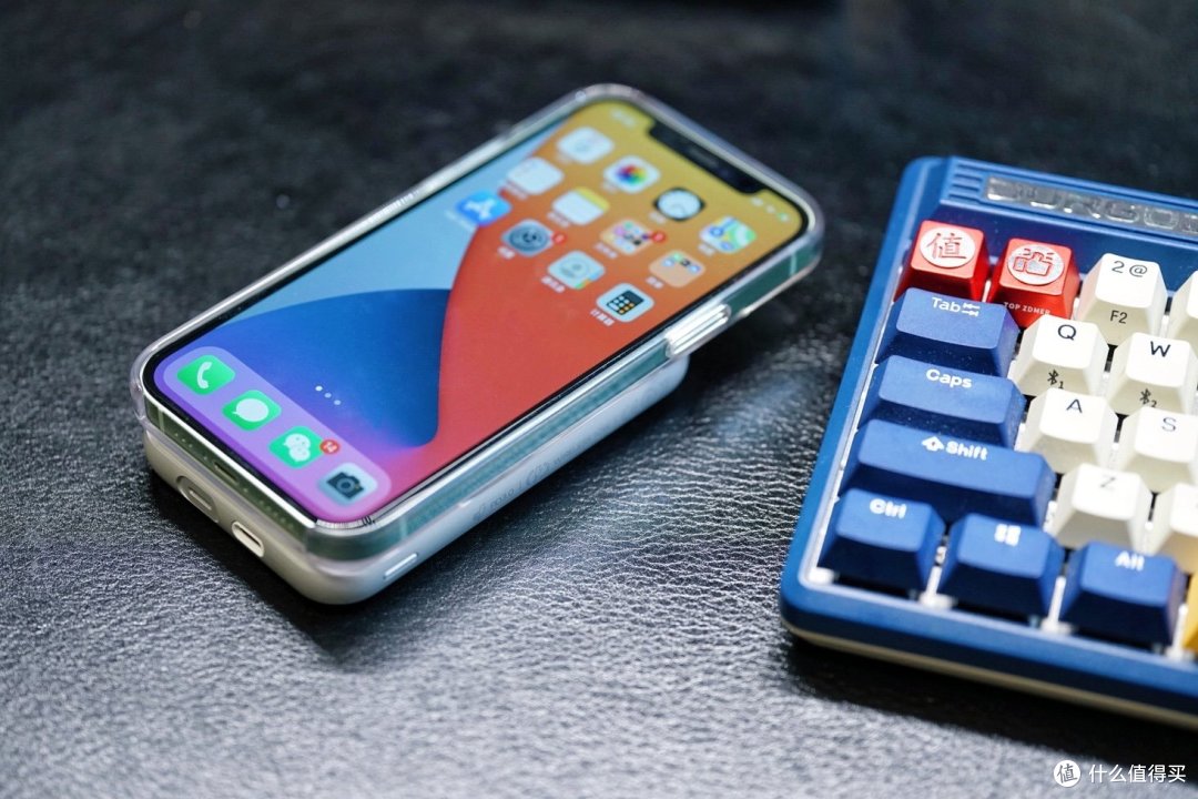 iPhone如期出新，换不起手机，我给老婆买了个充电宝