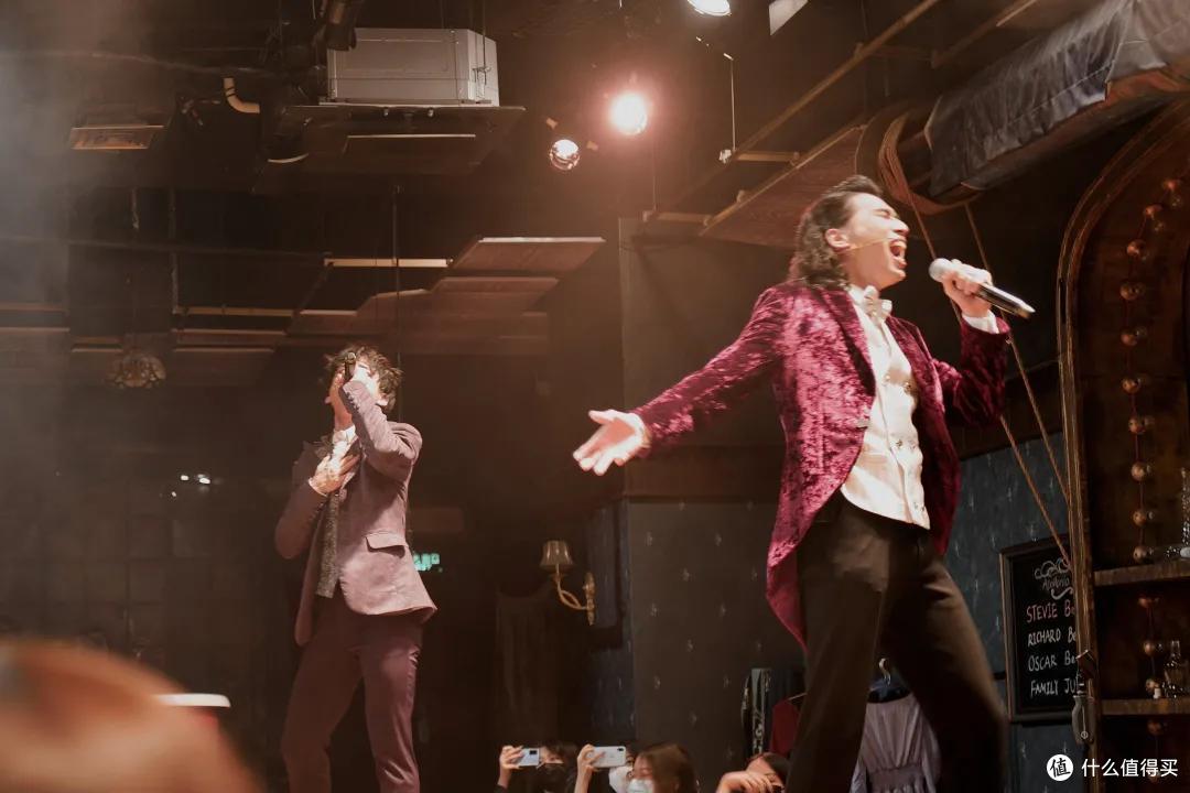 上海有栋“神秘”大厦,每晚都在上演一千零一夜!