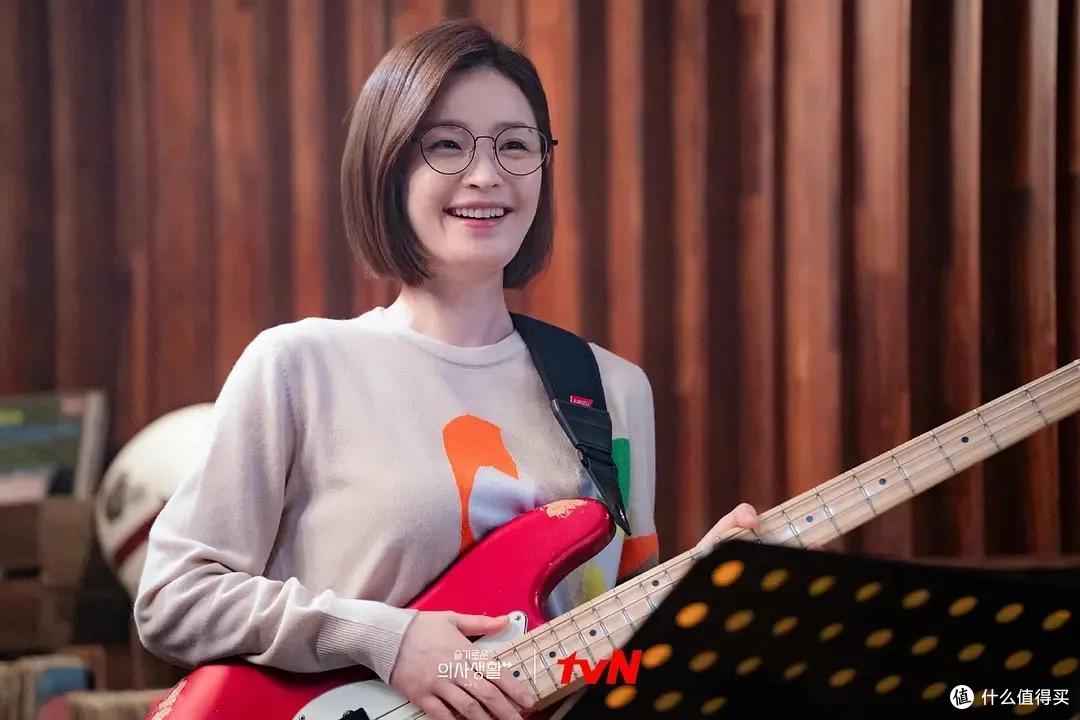 豆瓣9.5分，这部顶级爆款韩剧，谁还没看？