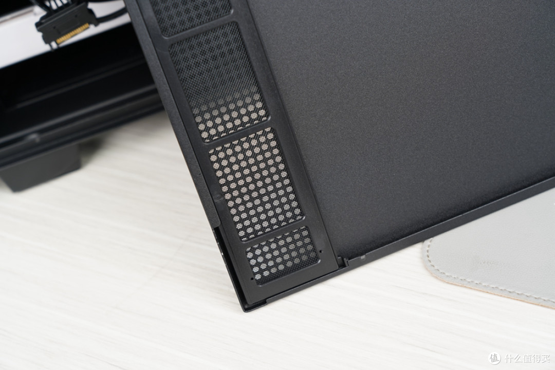 恩杰 NZXT H510 Elite机箱装机体验