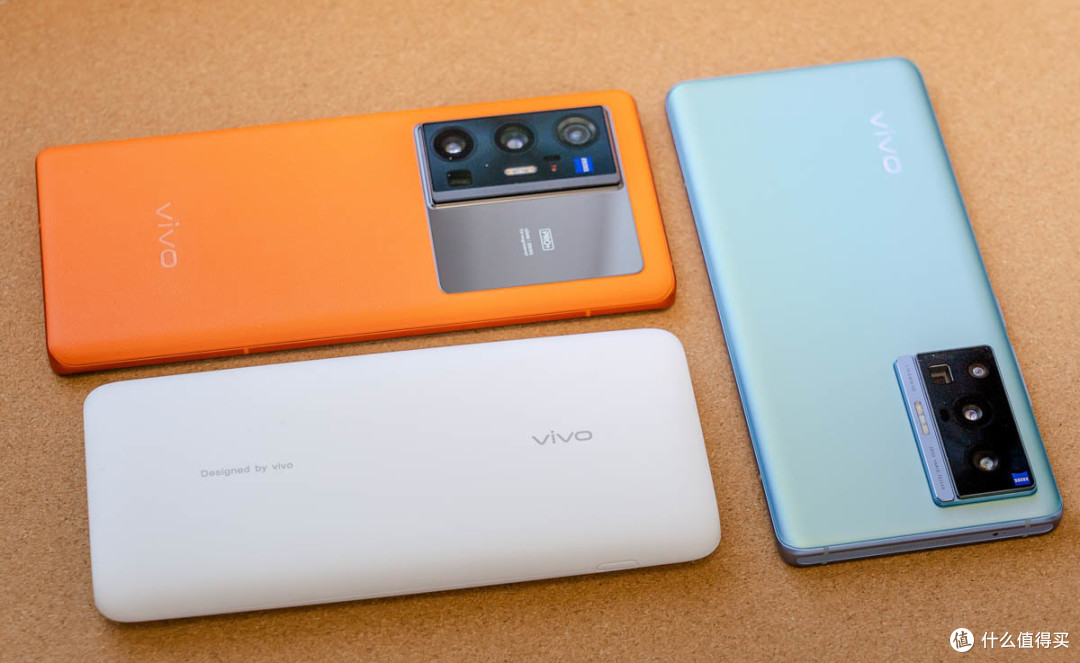 vivo 20W 快充移动电源上手体验:能歌善舞,出门旅游准备充电宝