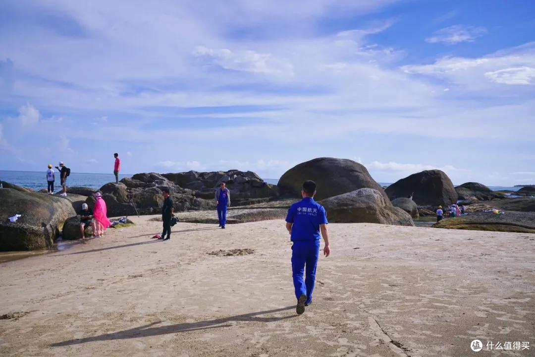 前段时间在海南岛,一口气上了7个热搜