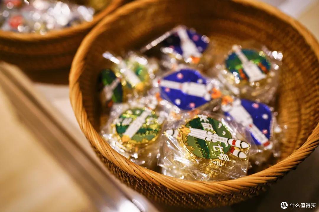 前段时间在海南岛,一口气上了7个热搜