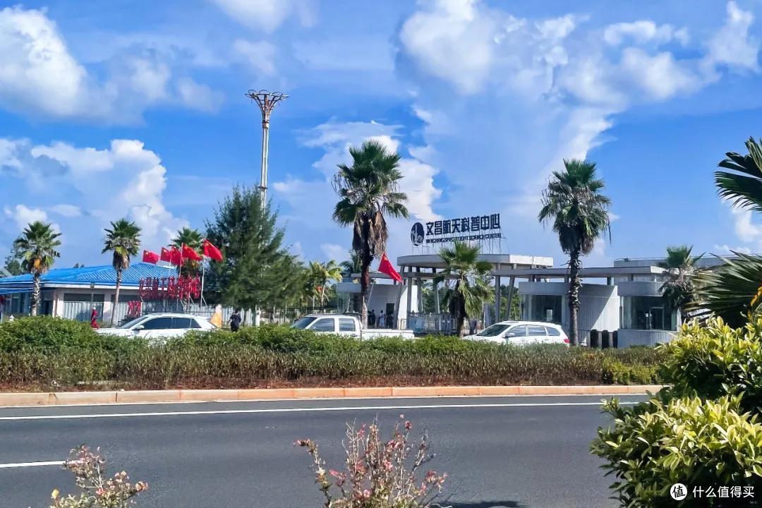 前段时间在海南岛,一口气上了7个热搜