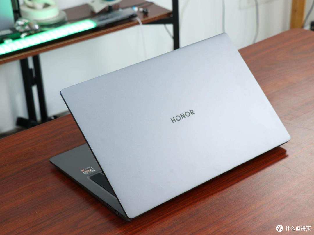 MagicBook 16 Pro 锐龙版的综合测评:谁说高颜值就不能有硬实力