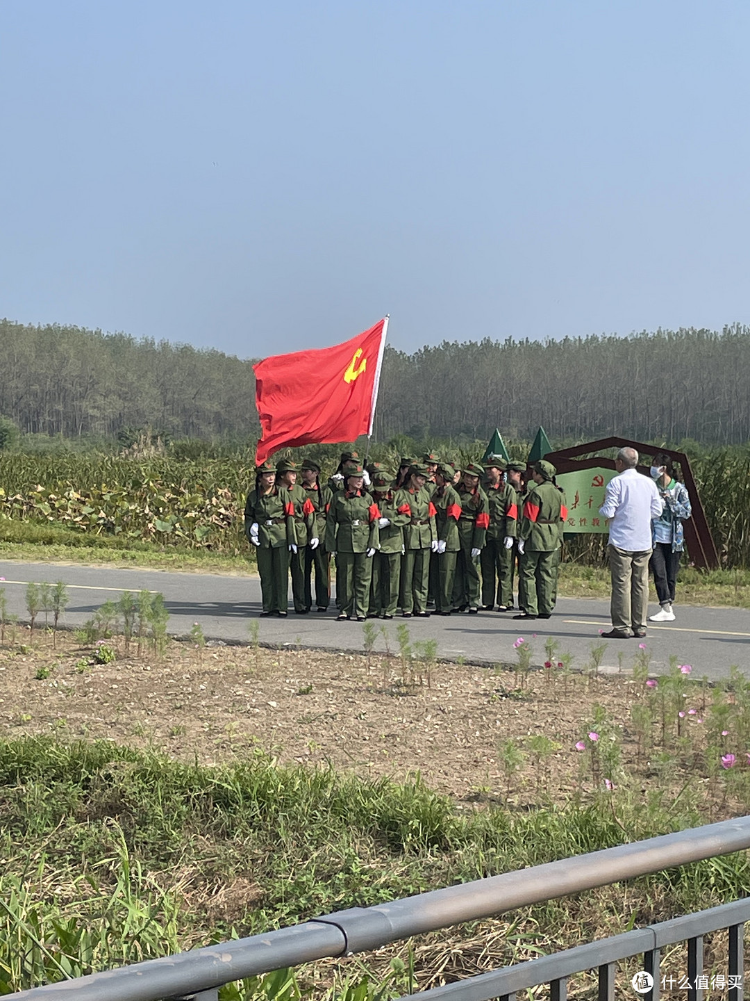 沉浸式带你游人均100+、不用排队、大闸蟹、玻璃栈道、动物园、竹筏它都有的宝藏4A级景点