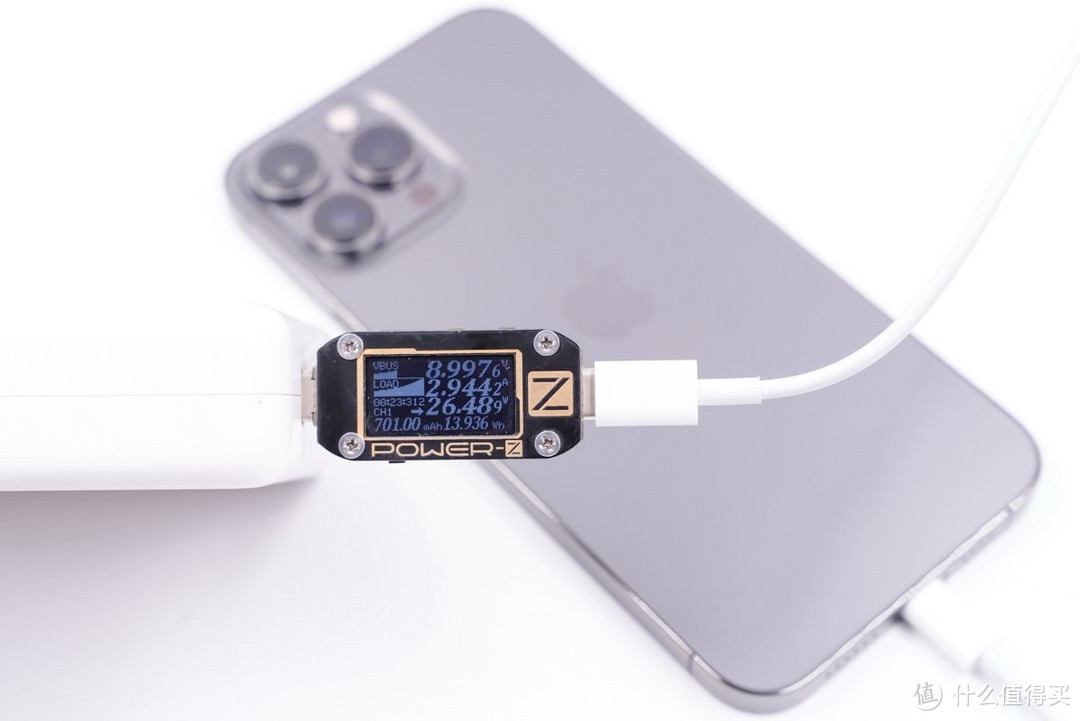 小编实测iPhone13全系列快充功率，20W不够用，30W完美适配