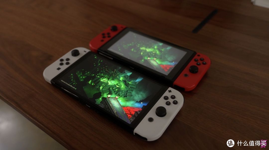 Switch OLED 屏幕效果云评测——是否能成你升级的理由