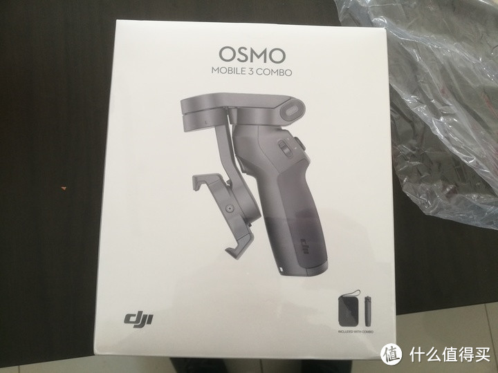 445包邮的大疆云台DJI OSMO MOBILE3 COMBO开箱测评