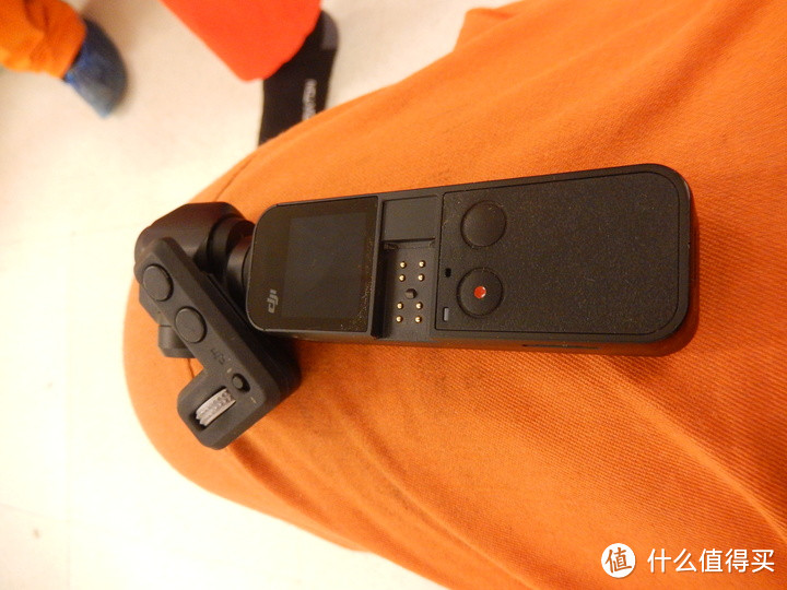 大疆灵眸 DJI OSMO POCKET OT110三轴云台相机测评