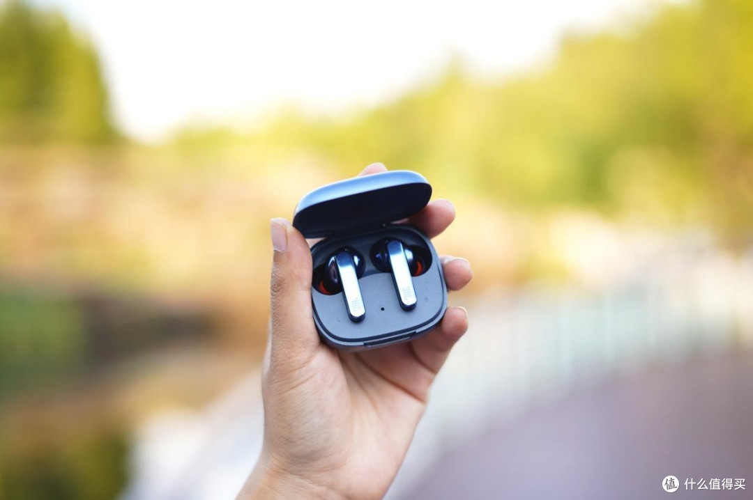 JBL LIVE PRO+特别版降噪耳机 实际表现有点强