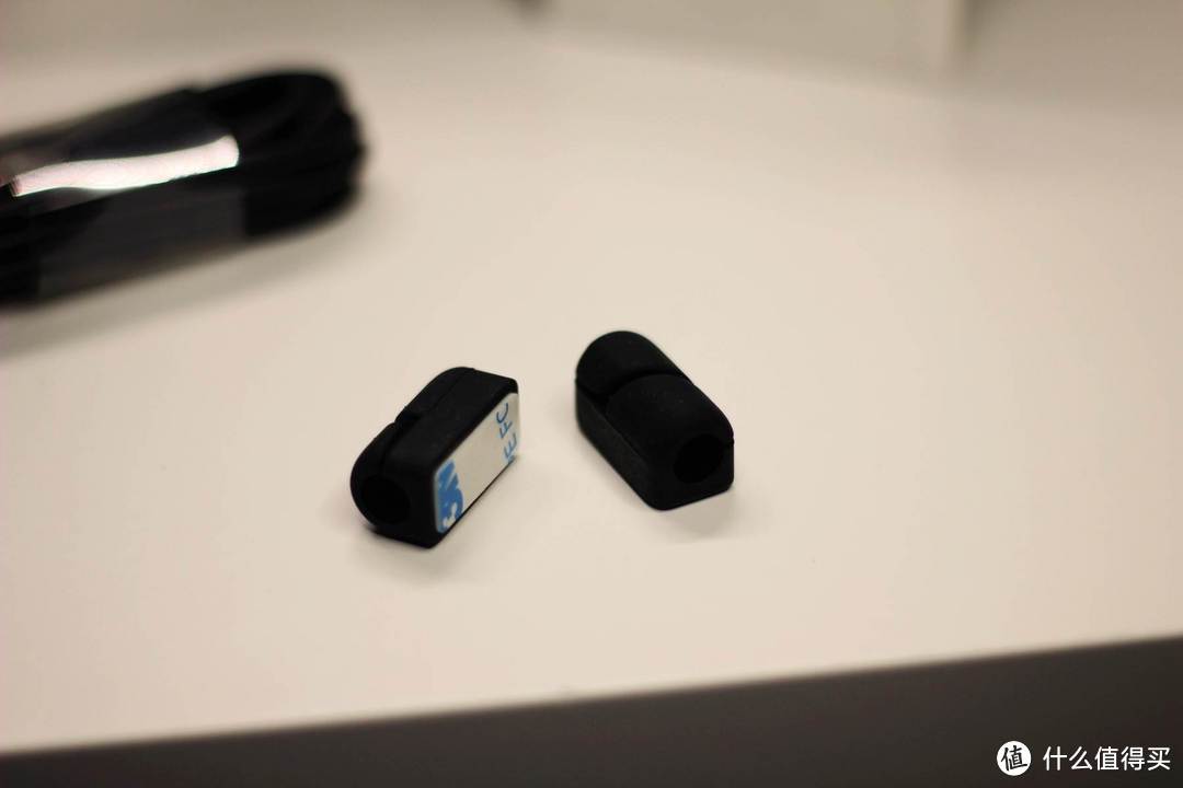 极简轻薄，磁吸生态 - PITAKA iPhone 13芳纶纤维保护壳 + 车载磁吸充电支架