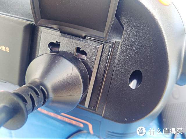 自驾露营的电源选哪个?百克龙P600!