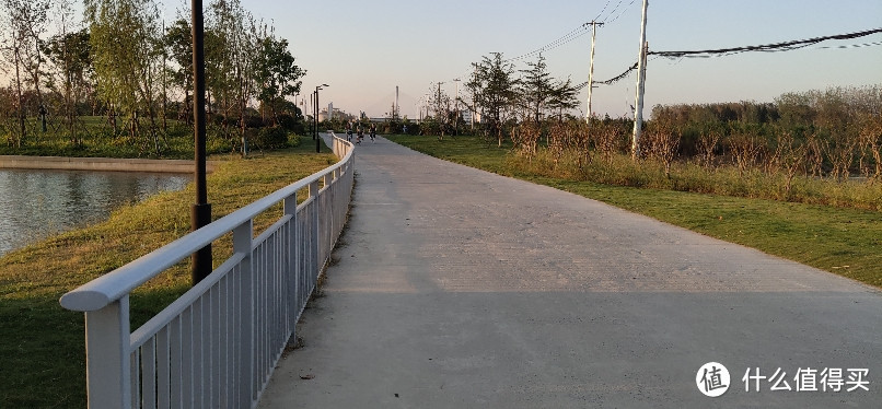 闵行兰香湖徒步自由行（环湖游），新开发一个大型人工湖，儿童骑行好去处