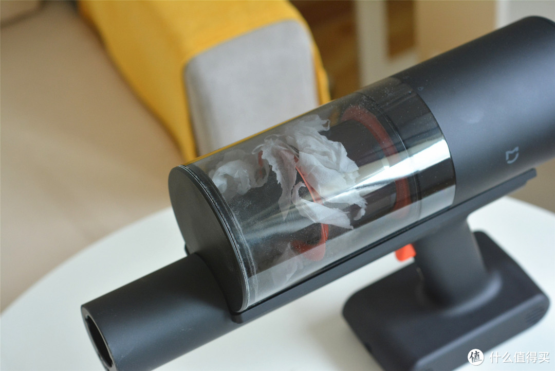 小米推出米家轻羽无线吸尘器：自带5种吸头配件，下血本用上了碳纤维材质