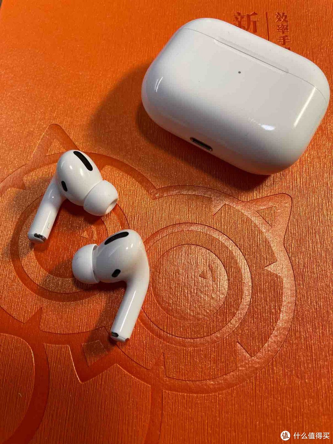 Airpods pro 我都忘记充电盒子上还有这个按钮