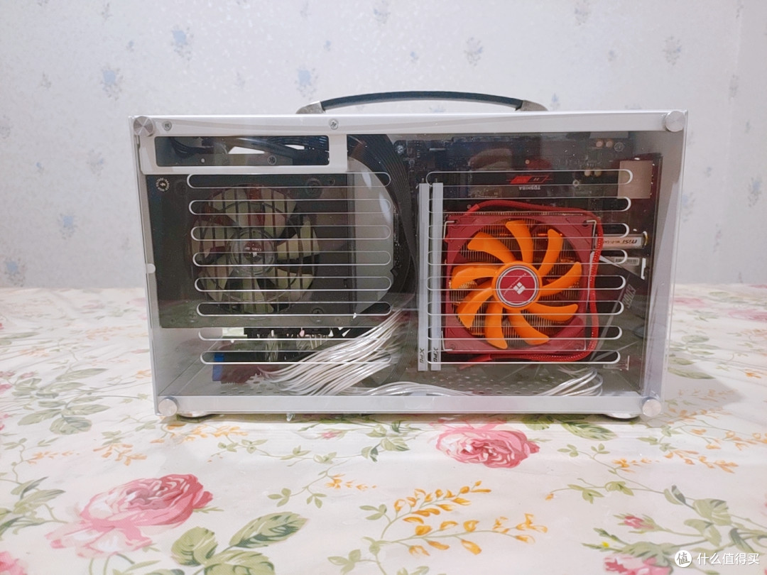 把机箱装进背包2.0，超频三 蜂鸟2 i110 ITX机箱攒机攻略 