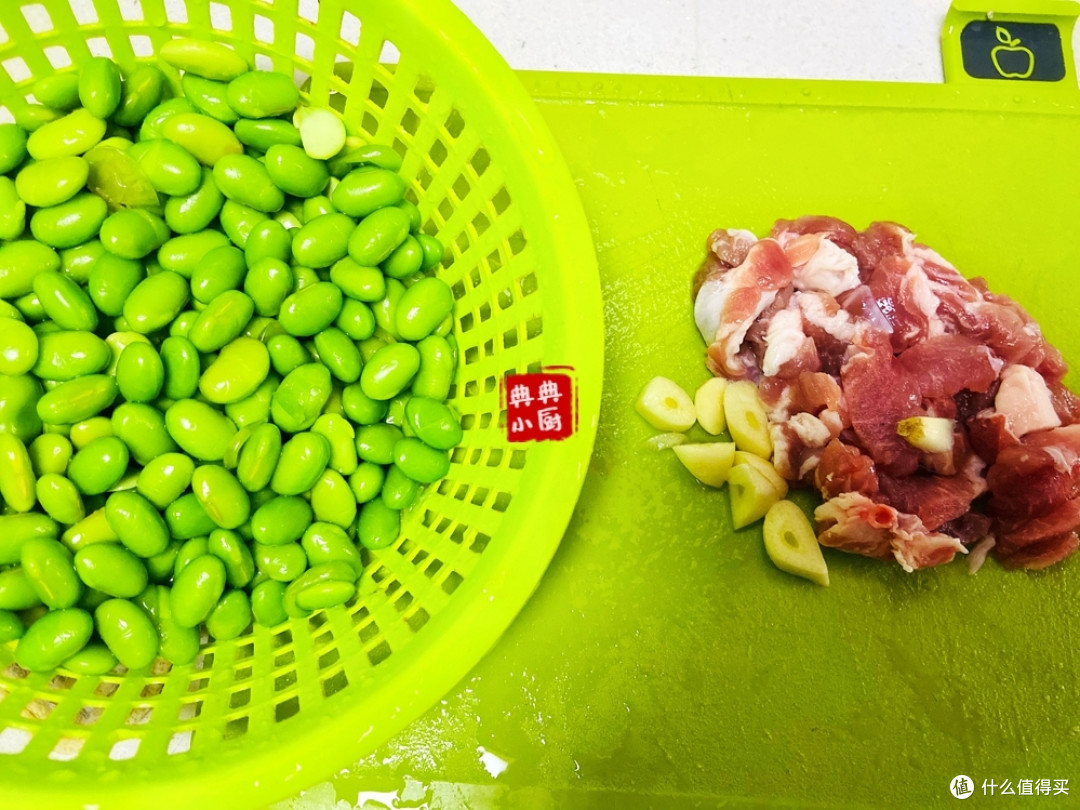 超好吃，巨下饭，家常版肉片炒毛豆米
