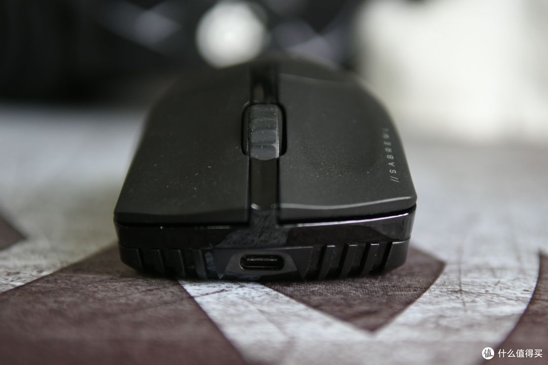 冠军利刃再进化——海盗船 Sabre RGB Pro Wireless 评测