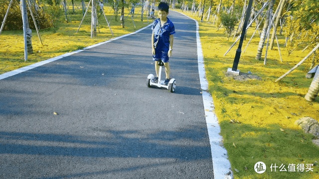颜值与品质同时在线,华为智慧生活360平衡车 P1伴你智慧出游