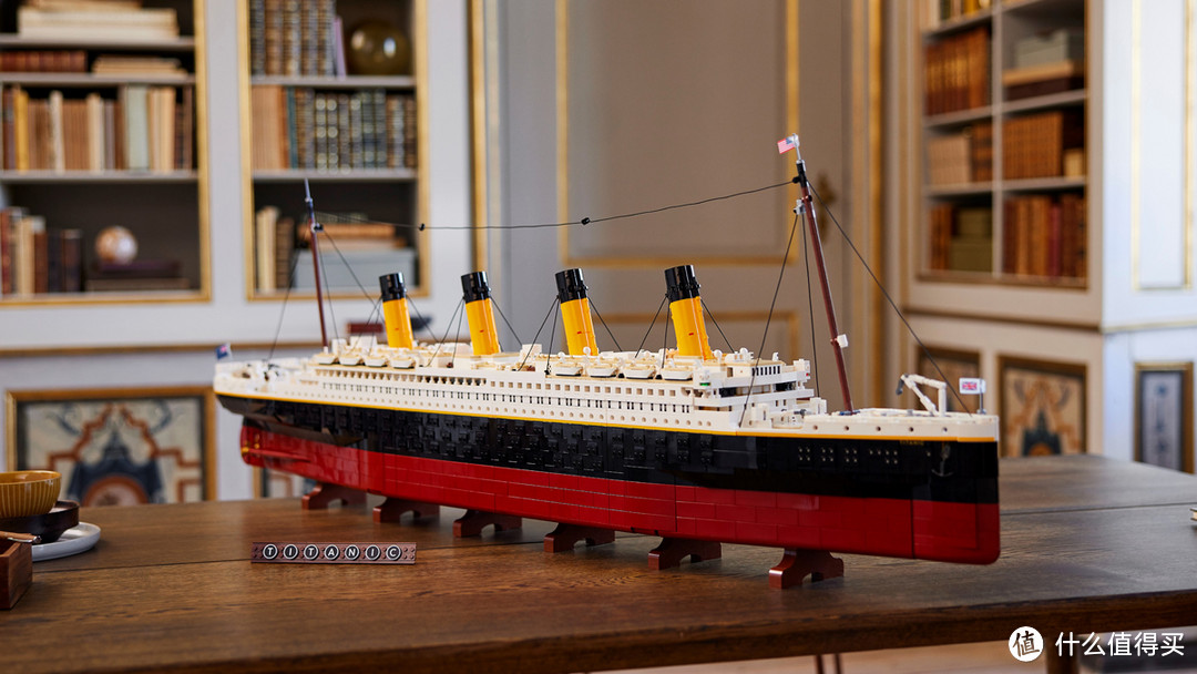 超巨型乐高套装正式登场，10294 泰坦尼克号发布，长达1.35米！