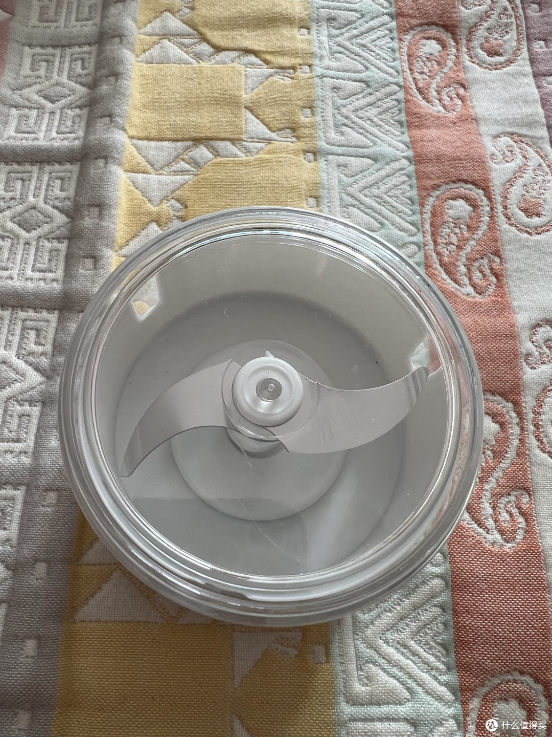妈妈拍了拍围裙说:早买早享受之碎蒜辅食料理器