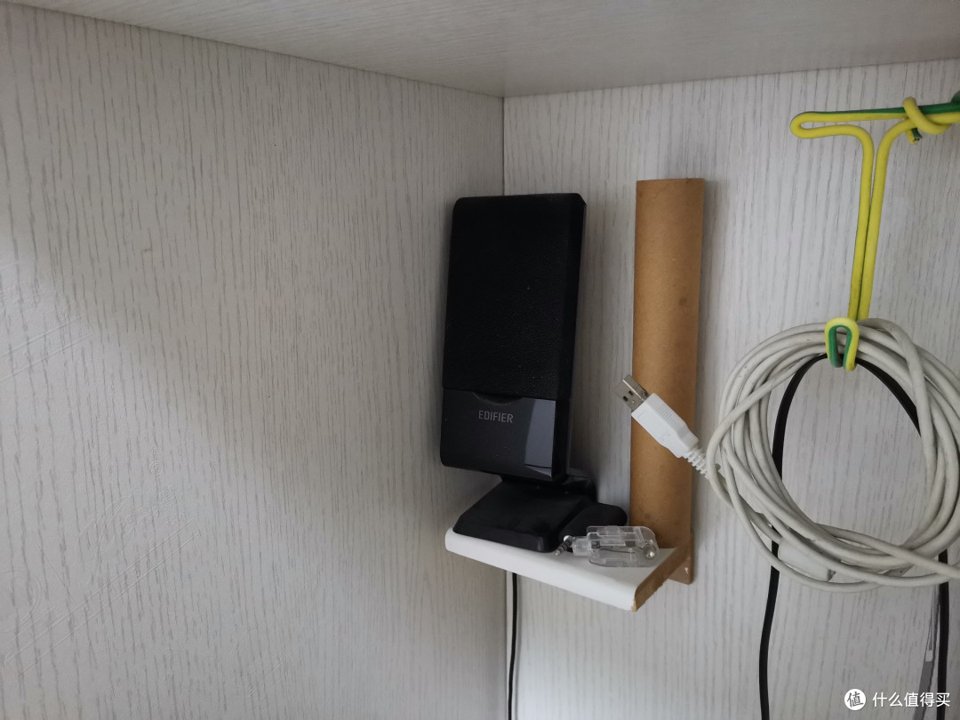 碎木板、废电线、纸夹板、薄塑料,这些废物真的没有用吗?十一废物来改造!