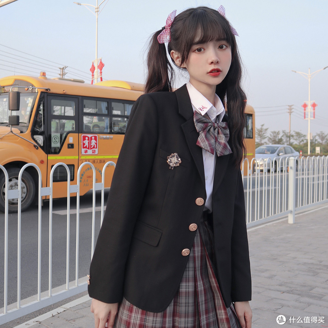 JK制服=制服诱惑？“好女孩”都不穿的JK制服背后有这么多故事？       