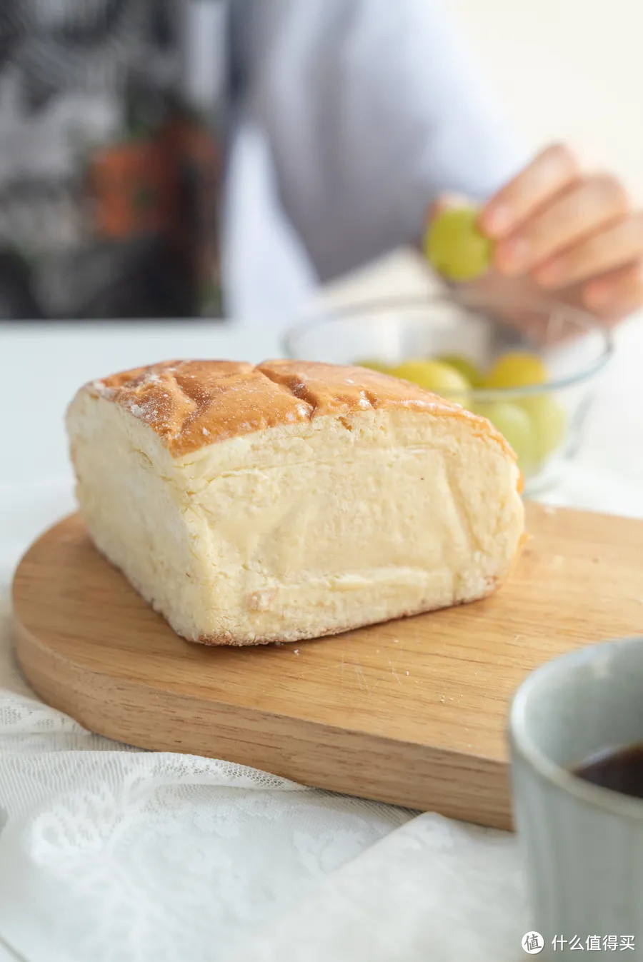 有一点曾经"人广三大网红"之一的光之乳酪的意思,不过芝士和奶味都像