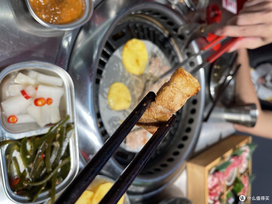 黑马热门烤肉店,肉味鲜浓,款多又好吃