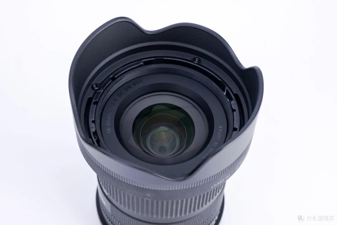 适马18-50mm F2.8 DC DN APS-C标准变焦镜头