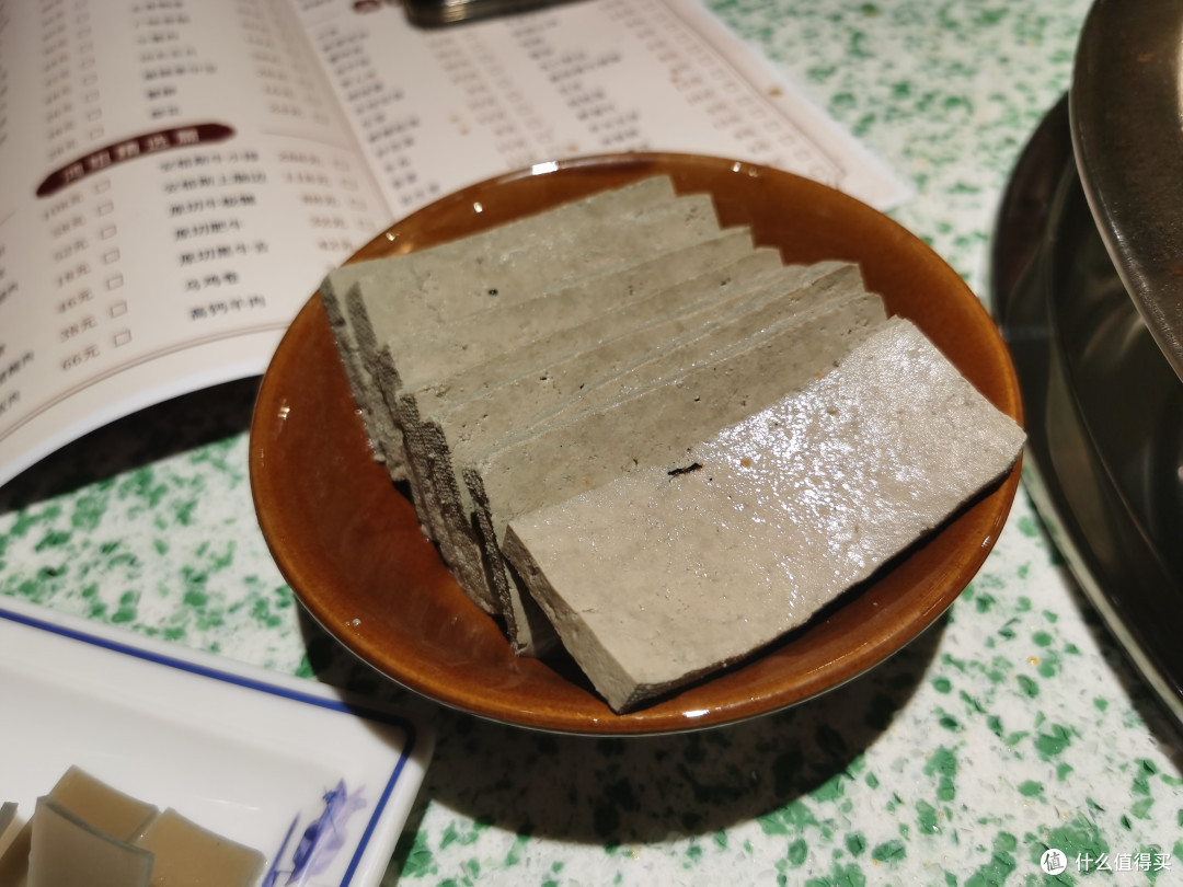 鸿姐老火锅新店开业，人均30元吃一顿正宗老火锅，快来！